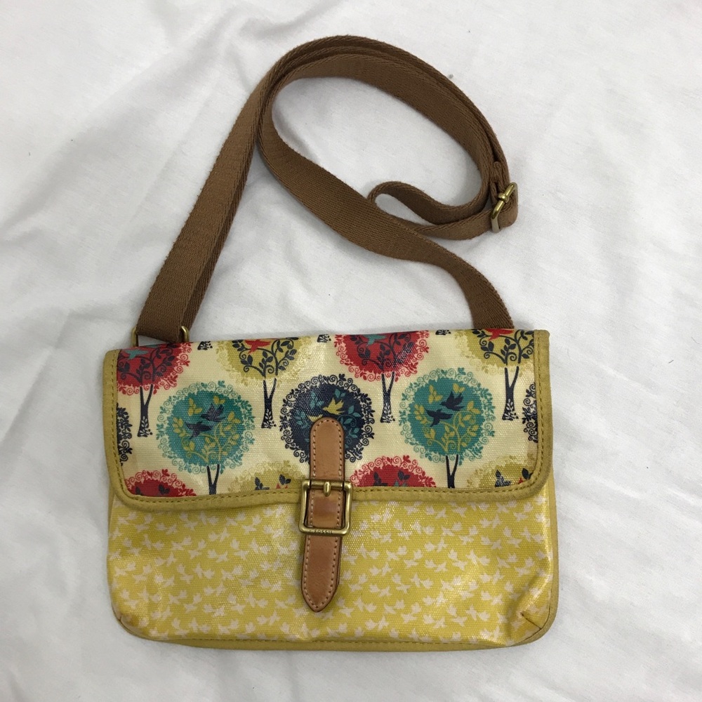 Fossil Crossbody purse yellow birds and  trees